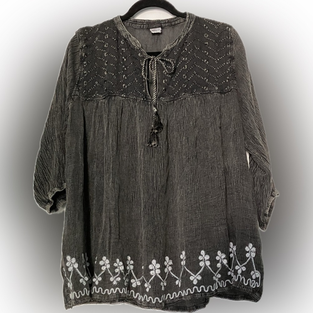 Shoreline- charcoal gray blouse size L/XL